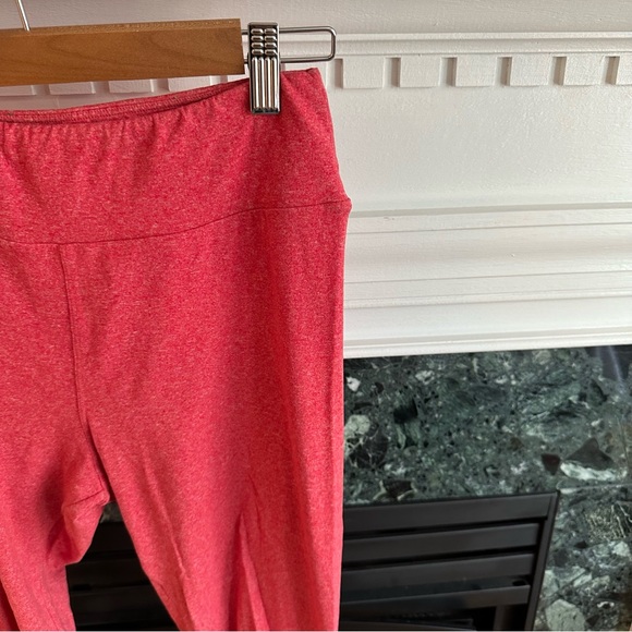 Lularoe Heathered Red OS leggings - Picture 8 of 8